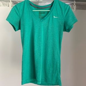 nike green dry fit workout top